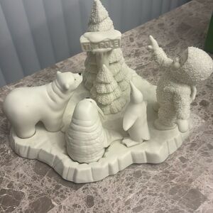 Vintage Snowbabies! “This is where we live”